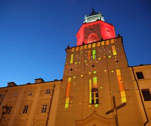 Lublinalia 2024. Na Wieży Trynitarskiej można oglądać wyjątkową iluminację.