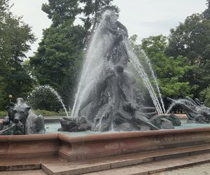 Rzeźby i pomniki, które tworzą Bydgoszcz. Poznaj symbole miasta