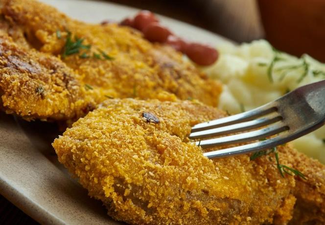 Duński frikadeller bije na głowę schabowe. Z sosem znikają w mgnieniu oka