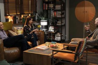 M jak miłość odc. 1799. Aneta (Ilona Janyst), nowy lekarz Wojtek Majer (Paweł Parczewski), Olek (Maurycy Popiel)