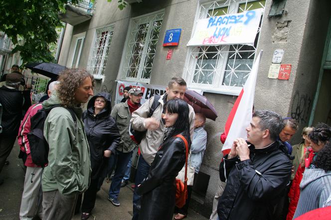 Znany warszawiak uzgadnia płeć. Zmienia się w piękną kobietę