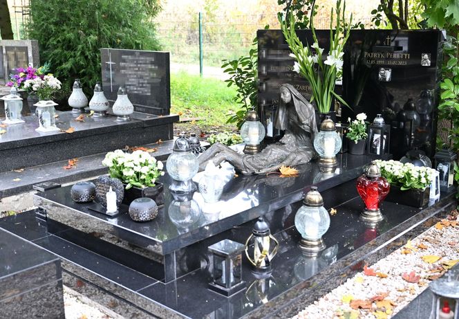 Patryk Peretti - tak wygląda grób syna Sylwii
