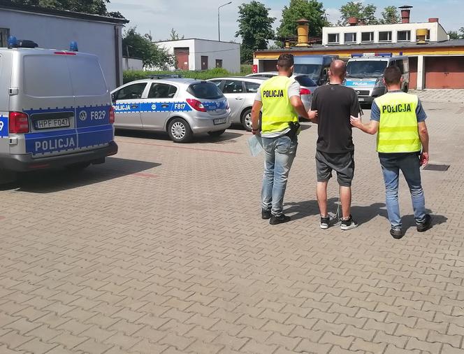 Łódzkie: Poszukiwano go prze kilka dni, ale ON JUŻ NIE ŻYŁ. Policja zatrzymała jego kolegę. Co się stało w Żychlinie?