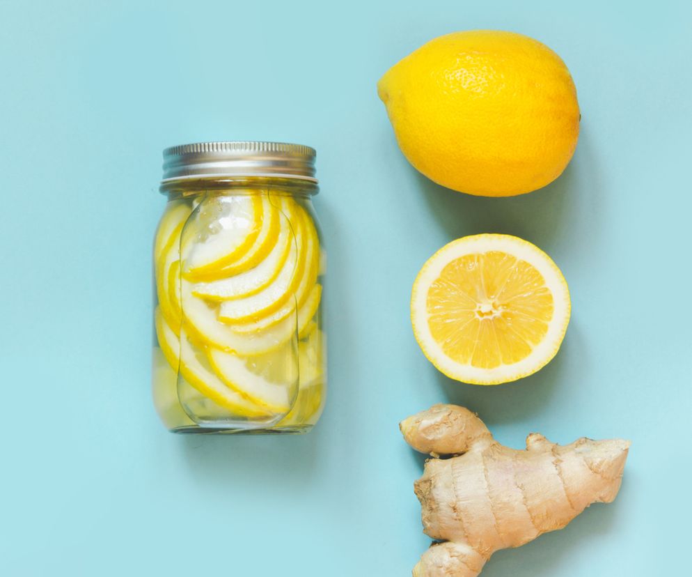 Cytryna z imbirem do słoika: łatwy przepis na zdrowy syrop do herbaty