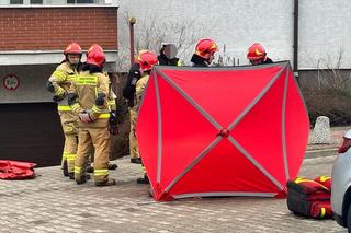 Staruszka potrącona przez śmieciarkę w Ursusie. Nie żyje!