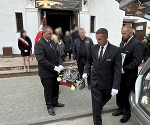 Tłumy na pogrzebie tragicznie zmarłej Mai. Kościół w Działdowie wypełniony po brzegi