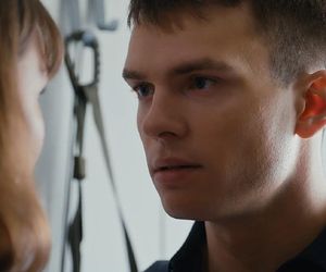 M jak miłość odc. 1887. Tomek Kubicki (Chris Cugowski), Justyna (Marta Malinowska)