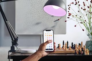 Na czym polega smart home i jakie rozwiązania warto wybrać? Poznaj tajniki automatyzacji domu