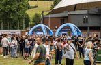 Muzyka z nutą empatii. soundcore i Anker na trasie Żywiec Męskie Granie 2025 