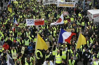 Rząd podnosi wiek emerytalny! Będą protesty