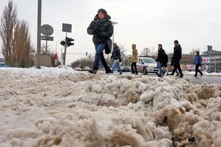 Stolica Polski pod śniegiem a nikt nie odśnieża