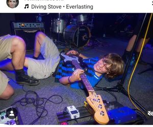 Feliks Matecki gra w zespole Eyemind