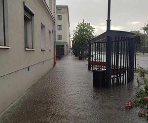  Łódź zalana po ulewie. Ulicami popłynęły strumienie wody [ZDJĘCIA]