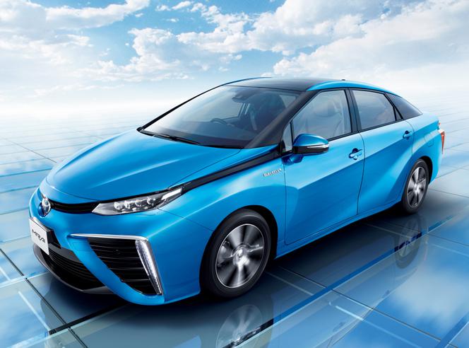 Toyota Mirai z wodorowymi ogniwami paliwowymi