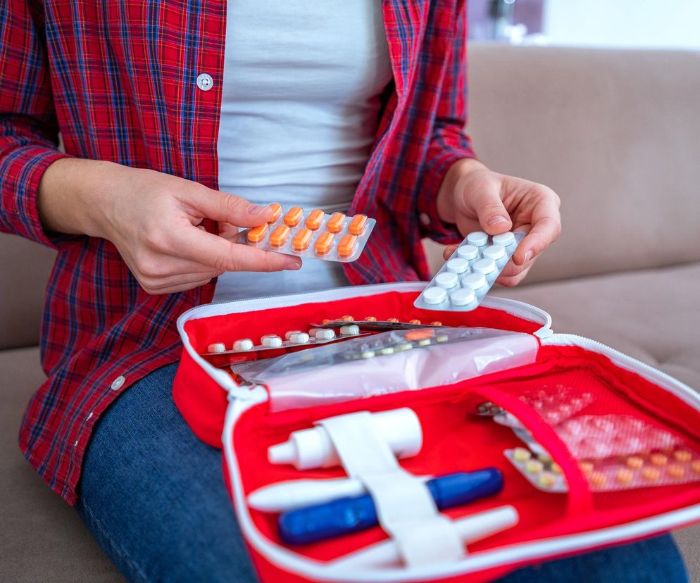 Wojna, kryzys, brak leków? Tak zabezpieczysz domową apteczkę na niepewne czasy