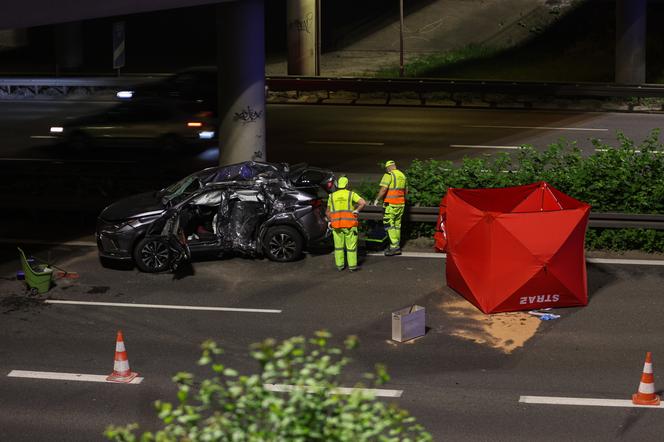 Tragiczny wypadek na autostradzie A4 w Katowicach. Zginął kierowca lexusa