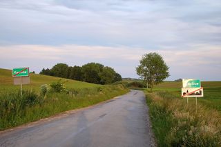 To jedna z najpiękniejszych wsi w Małopolsce. Kiedyś należała do profesora Uniwersytetu Jagiellońskiego