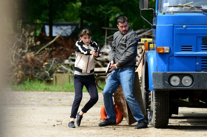 Komisarz Alex 8 sezon odc. 92. Ewa (Agnieszka Więdłocha), Michał Orlicz (Antoni Pawlicki)