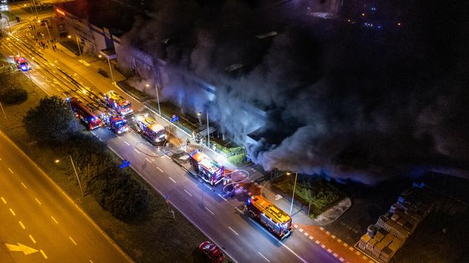 Pożar sklepu budowlanego