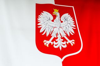 Jest decyzja resortu Glińskiego w sprawie nowej flagi, godła i hymnu! Co postanowili?