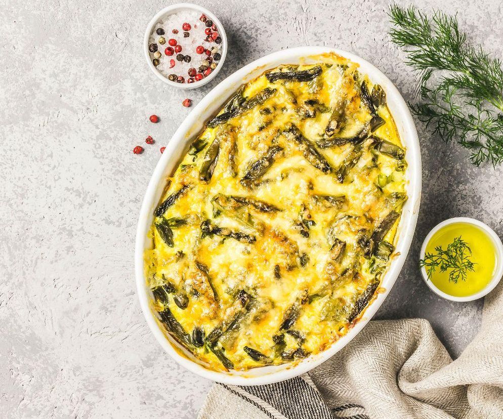 zapiekana fasolka szparagowa z parmezanem