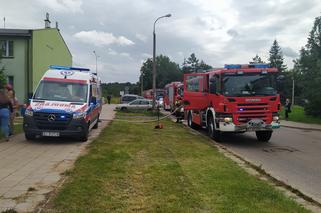 Białystok. Pożar na ul. Barszczańskiej. Na podłodze leżała kobieta