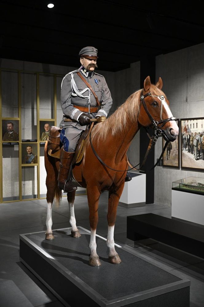 Muzeum Bitwy Warszawskiej. Pierwsze zdjęcia ze środka