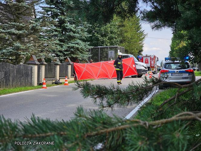 16-latek ofiarą śmiertelną wypadku w Bustryku. Potrącił go kierujący śmieciarką [ZDJĘCIA]