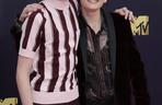  Finn Wolfhard i Noah Schnapp 