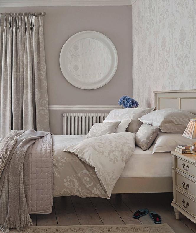 Sypialnia w stylu romantycznym i nowoczesnym jednocześnie