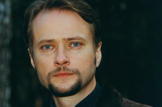 Od Na dobre i na złe po Ojca Mateusza. Tak na przestrzeni lat zmieniał się Artur Żmijewski