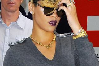 Rihanna zrobiła z siebie straszydło (galeria!)