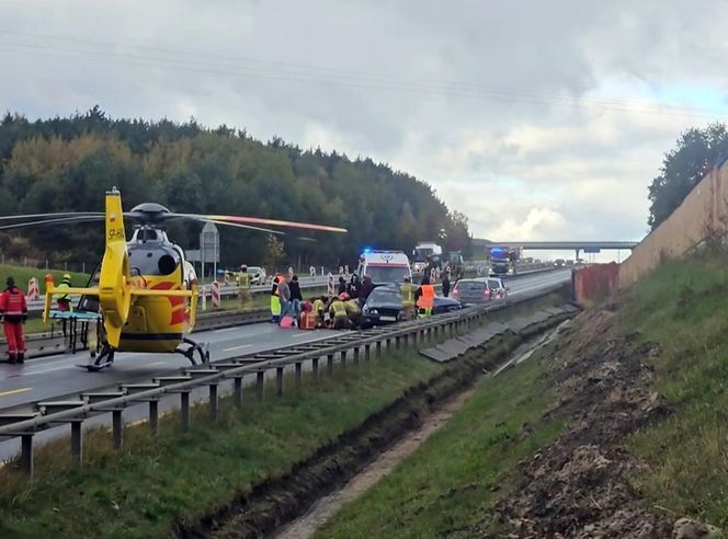Wypadek na autostradzie A4. Kobieta zmarła w szpitalu