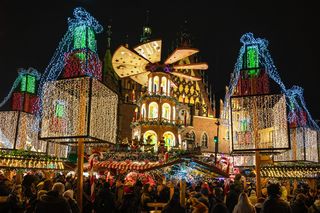 Kiedy się rozpocznie, świąteczna magia zawita do wielu miejsc. Jarmark bożonarodzeniowy we Wrocławiu 2025 roku z nowymi lokalizacjami i atrakcjami