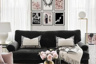 Jak wieszać obrazy nad kanapą? 