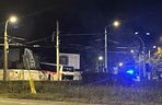 Autokar wjechał w targowisko.