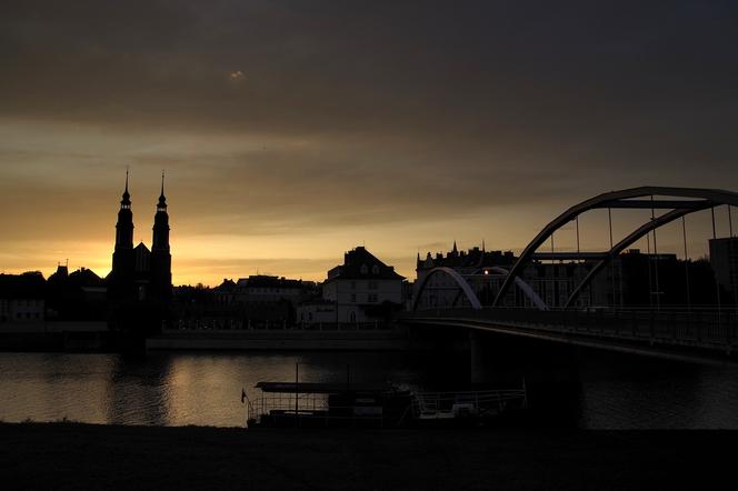 Rejsy po Odrze. Ile trwają i ile kosztują? Statki we Wrocławiu, Szczecinie i innych