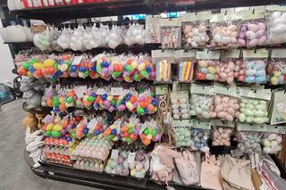 Ozdoby wielkanocne w lutym w sklepach