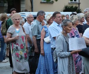 76. rocznica Cudu Lubelskiego. Procesja różańcowa w centrum Lublina