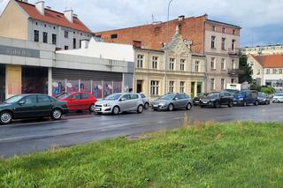 Budynek jednego z największych lumpeksów w Olsztynie do rozbiórki. Miasto szuka wykonawcy