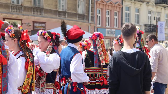Rekordowy długi polonez w centrum Lublina