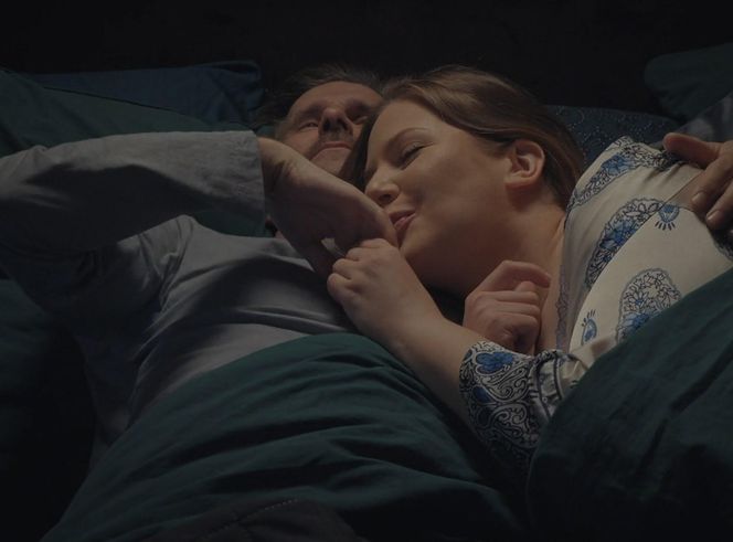 M jak miłość, odcinek 1888. Anita (Melania Grzesiewicz), Kamil (Marcin Bosak)