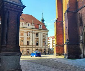 Zabytki stoją tu jeden przy drugim. To dolnoslaskie miasto wygląda jak z pocztówki, ale bez tłumów 