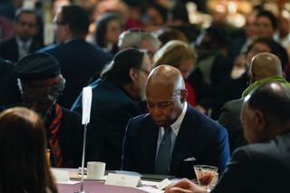 Burmistrz Nowego Jorku po 3 dniach pokazał sie nowojorczykom