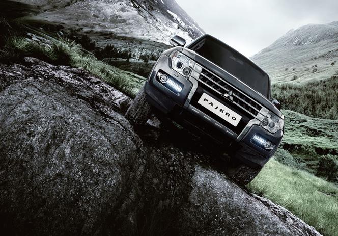 Mitsubishi Pajero Wagon lifting 2015