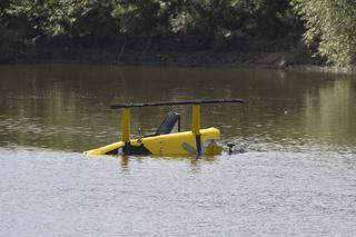 Helikopter wpadł do Wisły pod Zakroczymiem