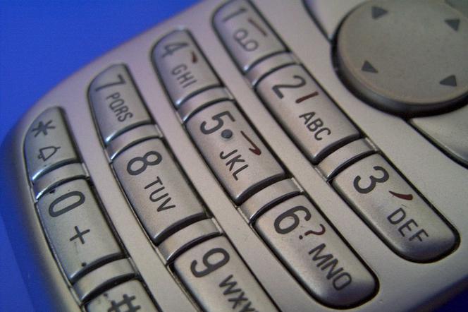 SMS ma 25 lat. Jak brzmiała pierwsza wiadomość?