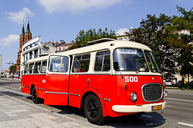 Ogórek - zabytkowy autobus w Białymstoku