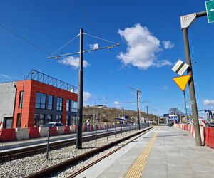 Tramwaje wróciły na Toruńską! Modernizacja torowiska zakończona przed terminem