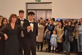 Studniówka w XIV Liceum Ogólnokształcącym w Gdyni. Tak bawili się uczniowie! [GALERIA]